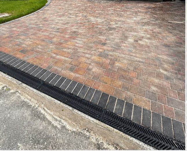 Before, Brindle block paving with premium sealer, Driveway Cleaning, Dorset – Dorset Exterior Cleaning